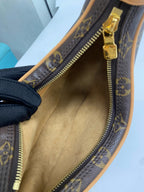 Louis Vuitton Shoulder Bag