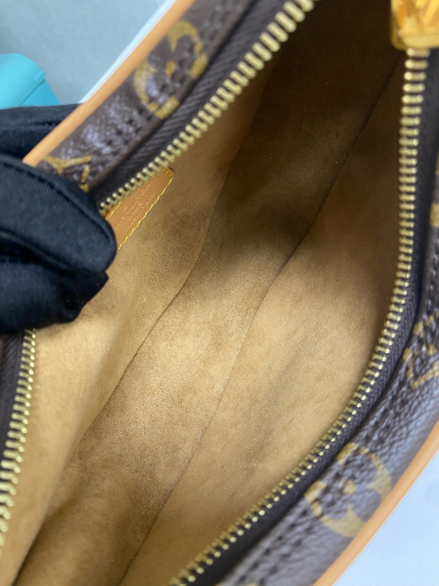 Louis Vuitton Shoulder Bag