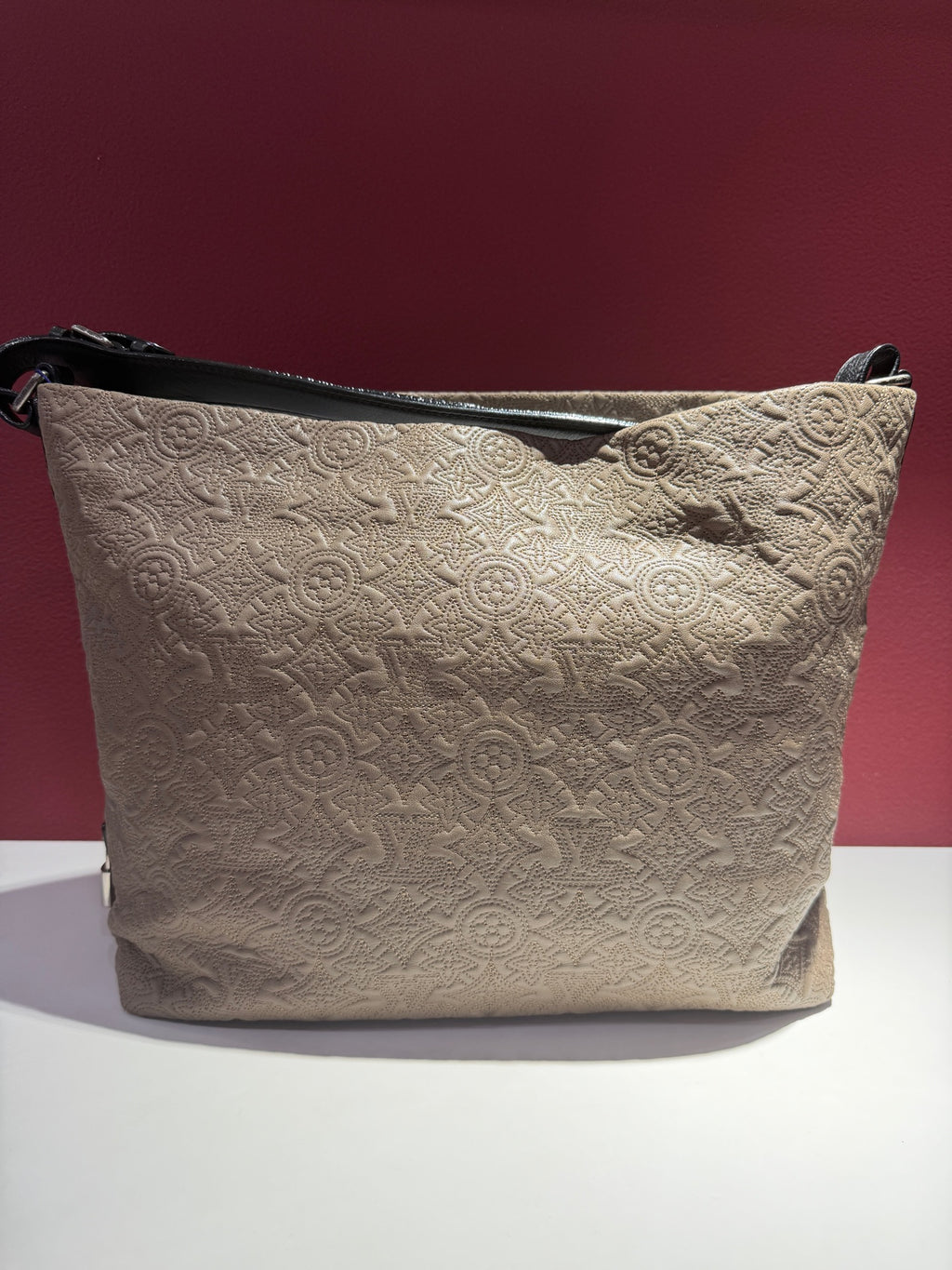 Louis Vuitton Shoulder Bag