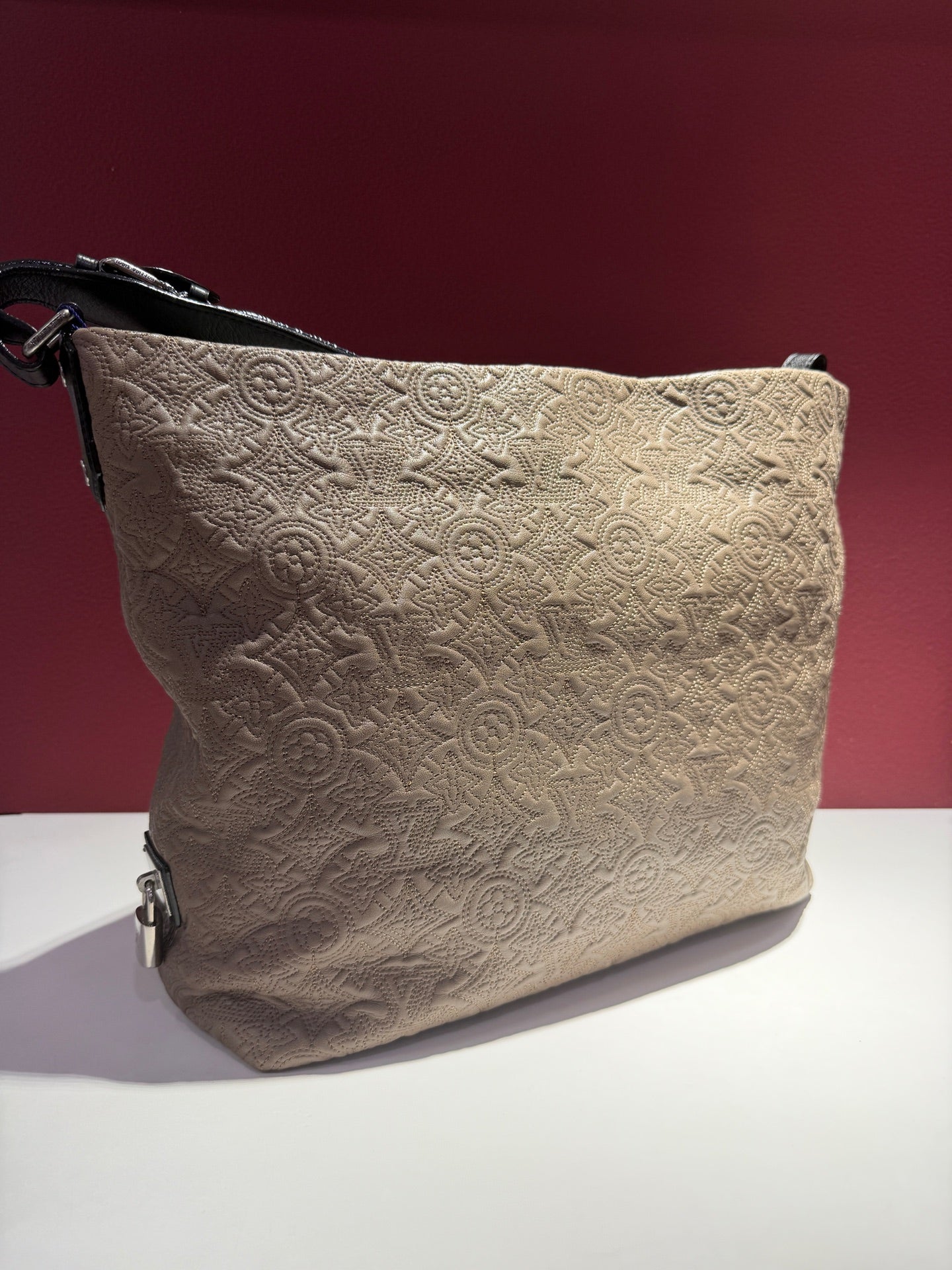 Louis Vuitton Shoulder Bag