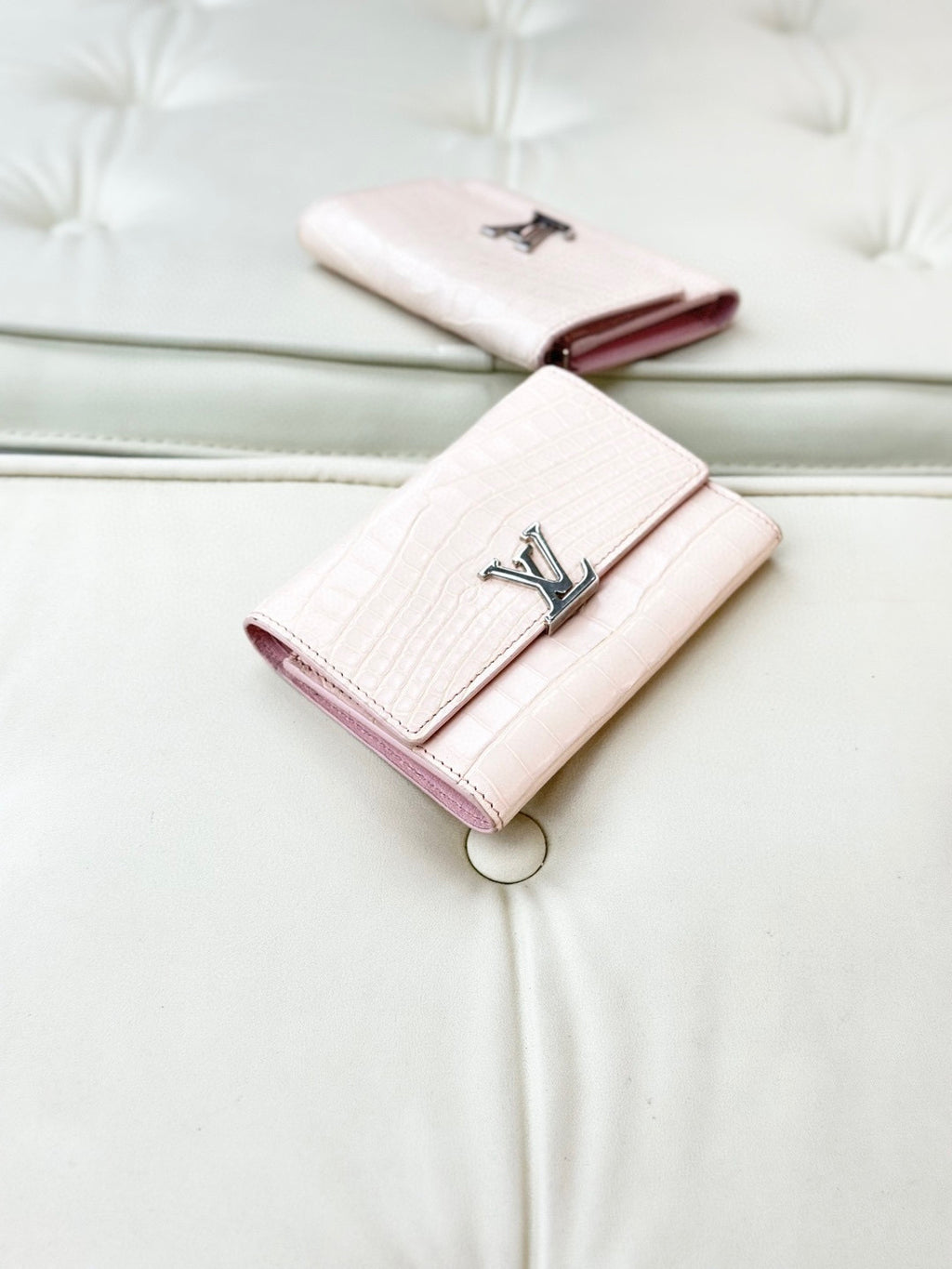 Louis Vuitton Pink N90214