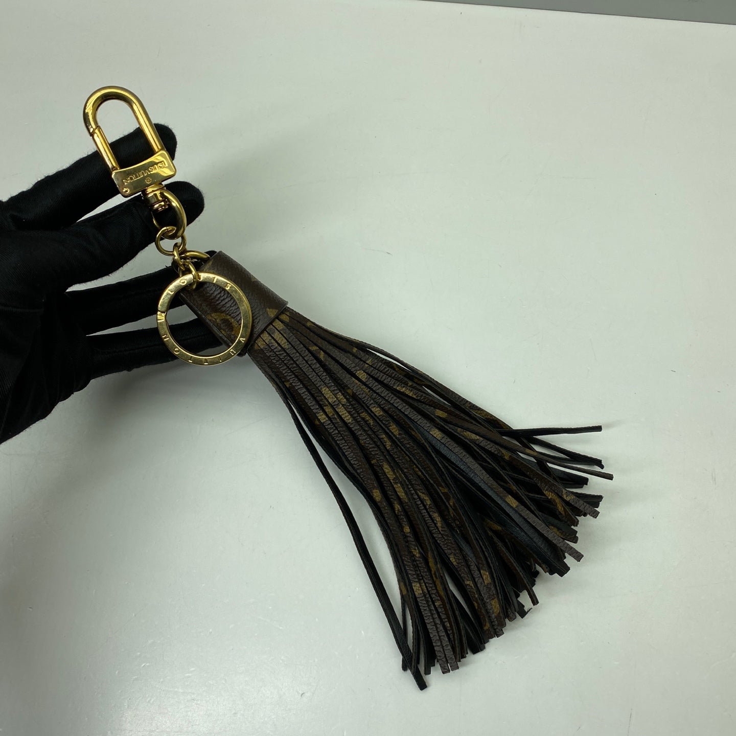 Louis Vuitton Brown Key ring/Key holder MP1768
