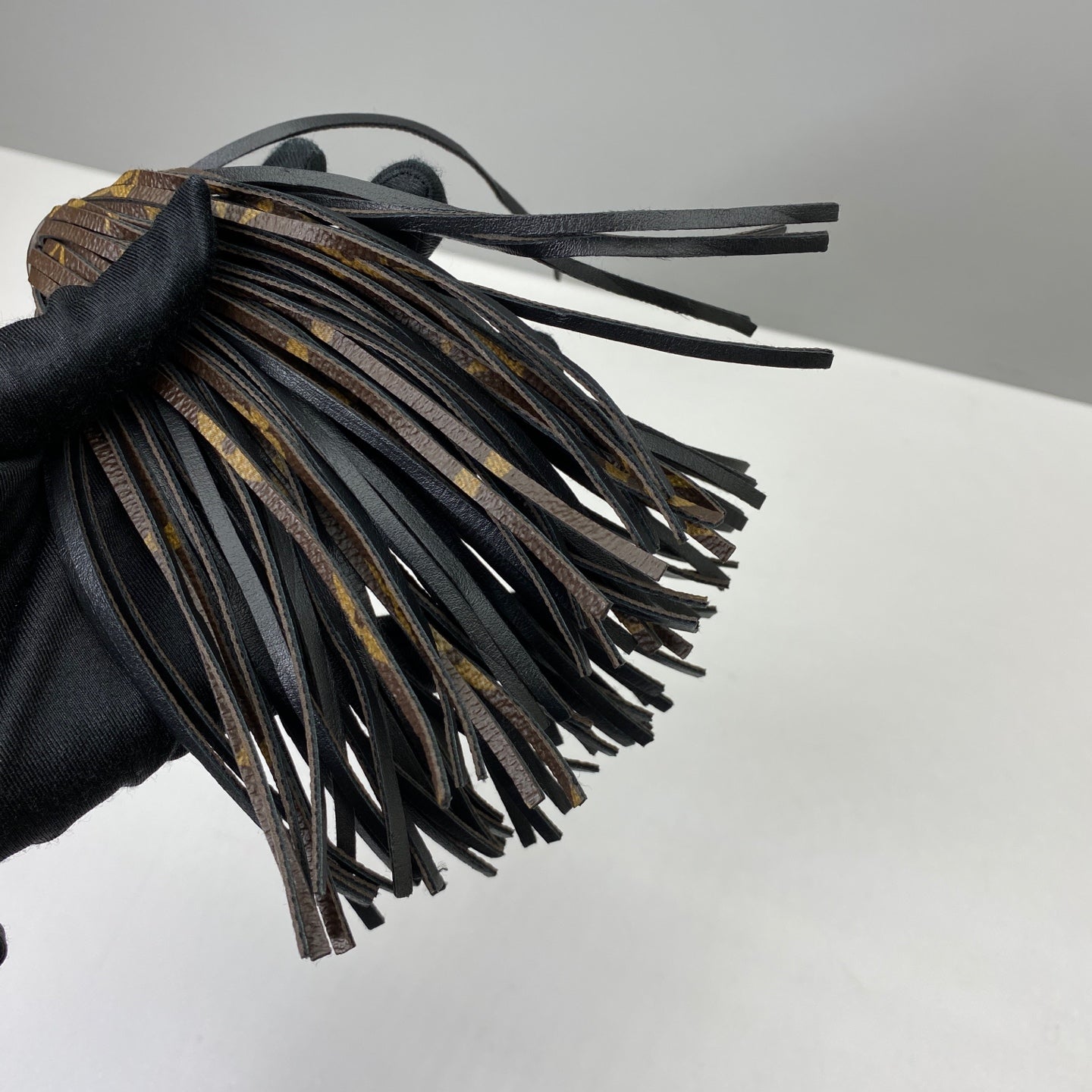 Louis Vuitton Brown Key ring/Key holder MP1768