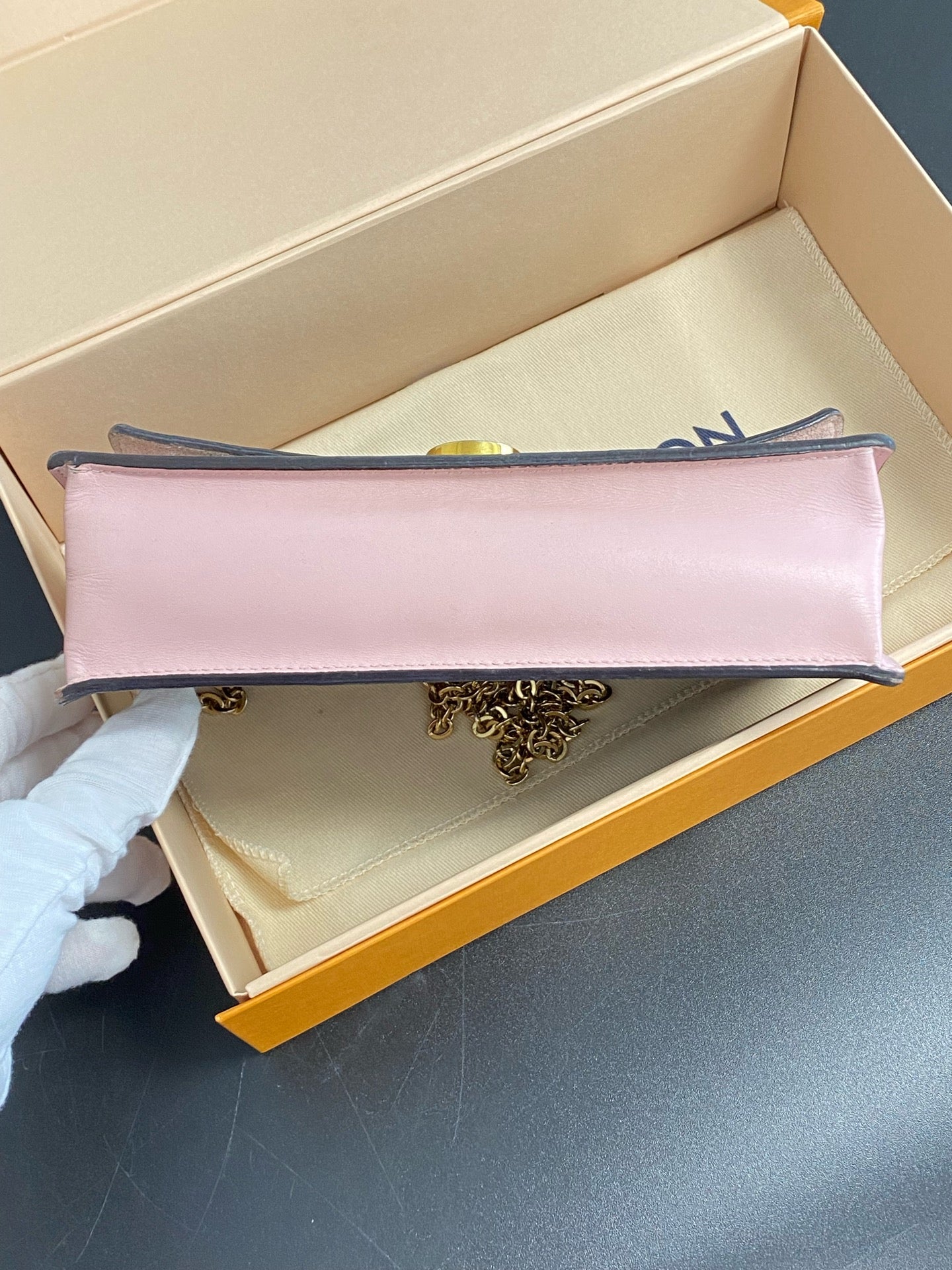 Louis Vuitton (Unknown) Canvas Pink M67405