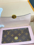 Louis Vuitton (Unknown) Canvas Pink M67405