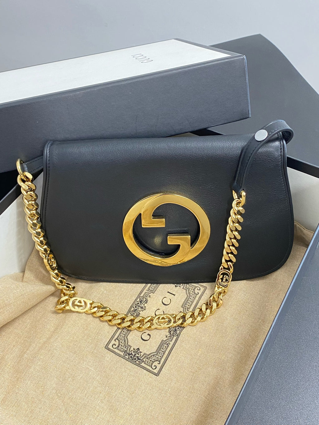 Gucci Gucci Blondie Collection Metal Gold Crossbody 699268 UXX0G 1000