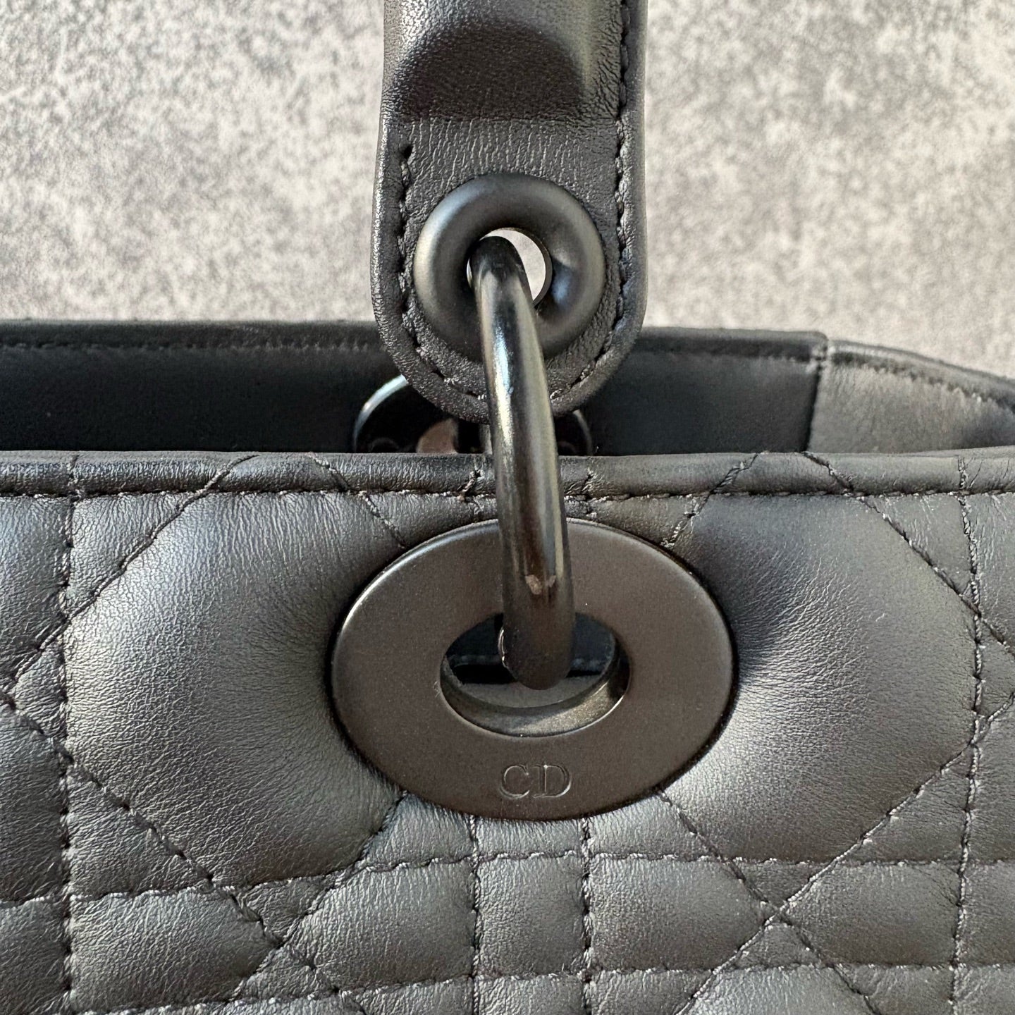Dior