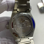 Girard-Perregaux Laureato 42 mm 81010-11-3153-1CM