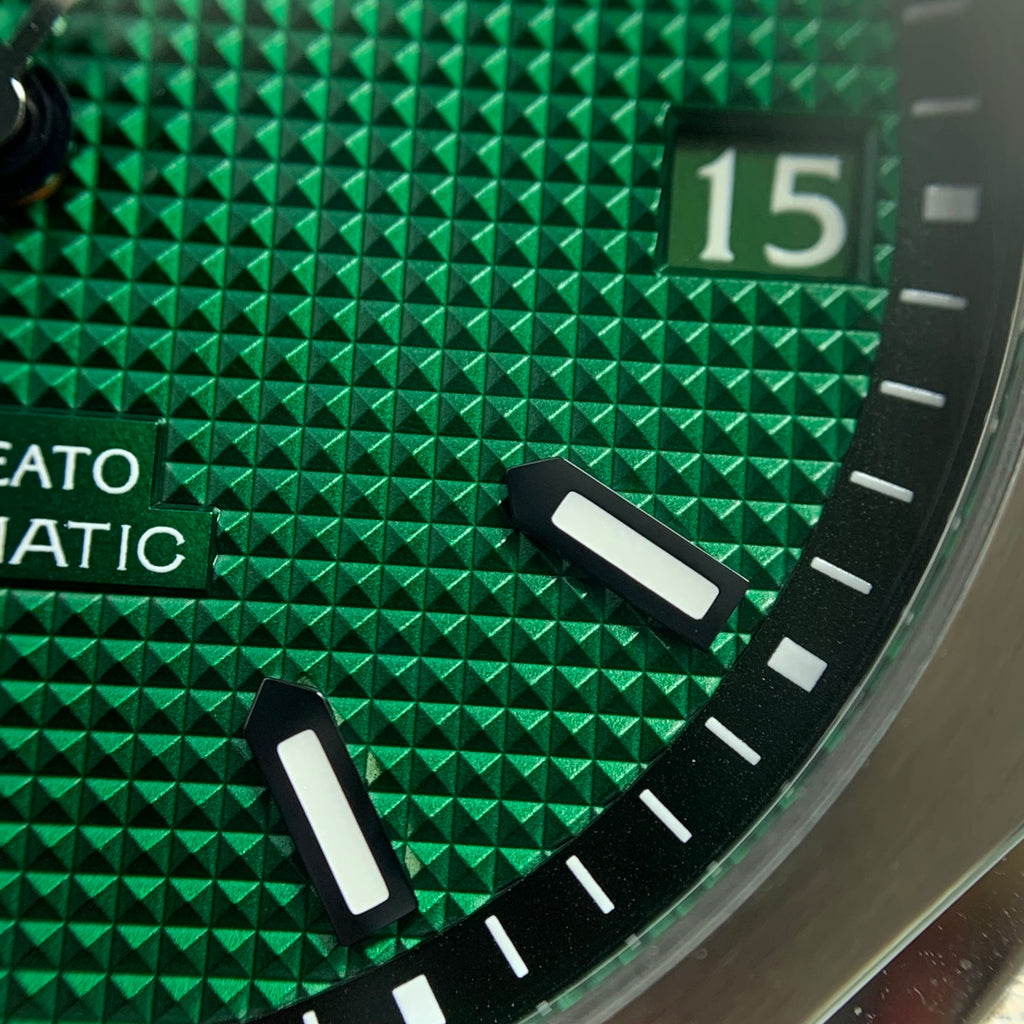 Girard-Perregaux Laureato 42 mm 81010-11-3153-1CM