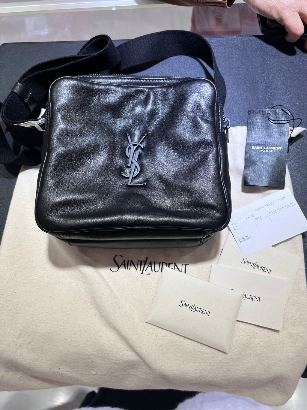 Saint laurent NIKI Smooth Leather Camera Bag Leather Messenger Bag 8192791ELFZ1000