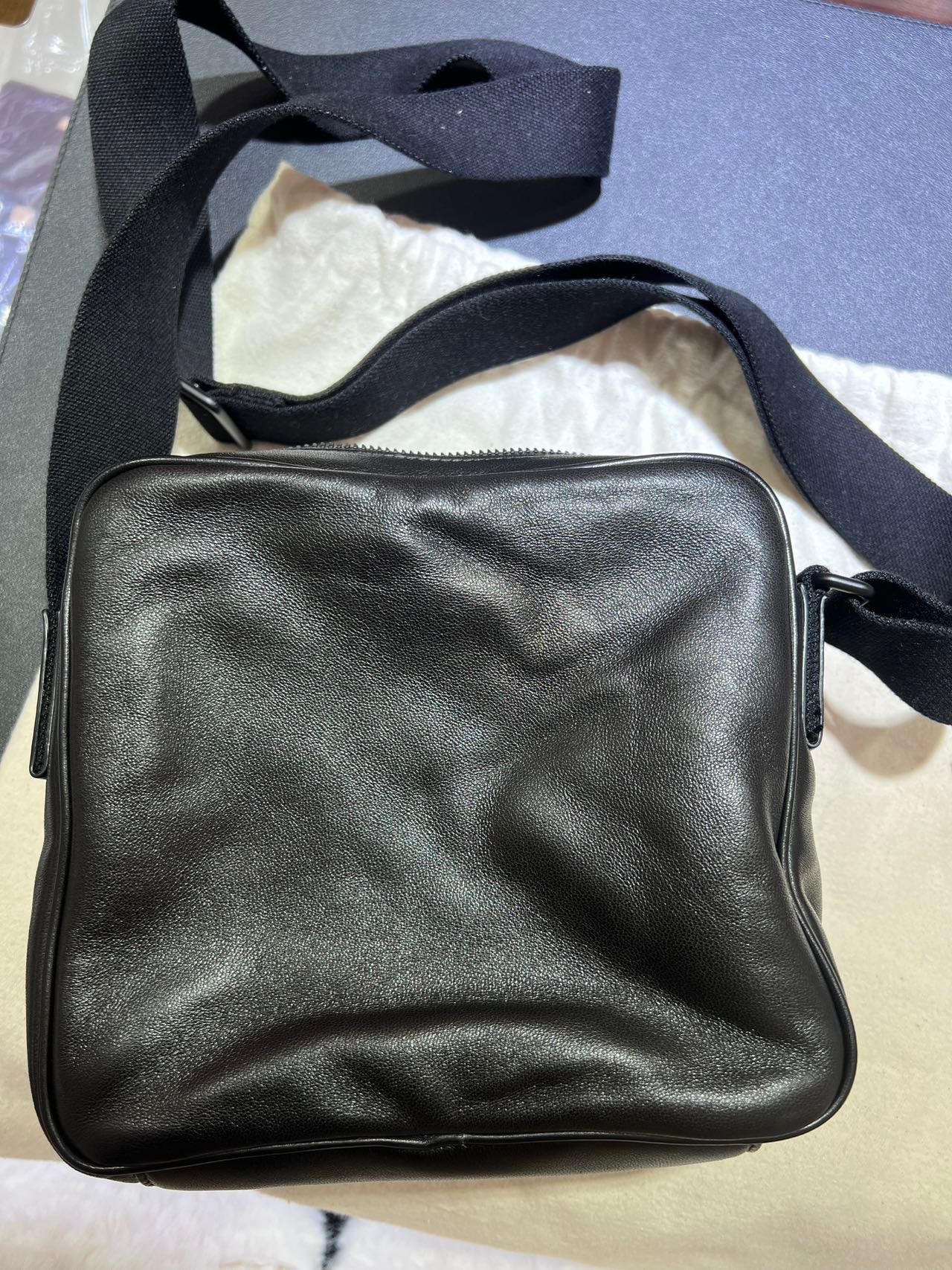 Saint laurent NIKI Smooth Leather Camera Bag Leather Messenger Bag 8192791ELFZ1000
