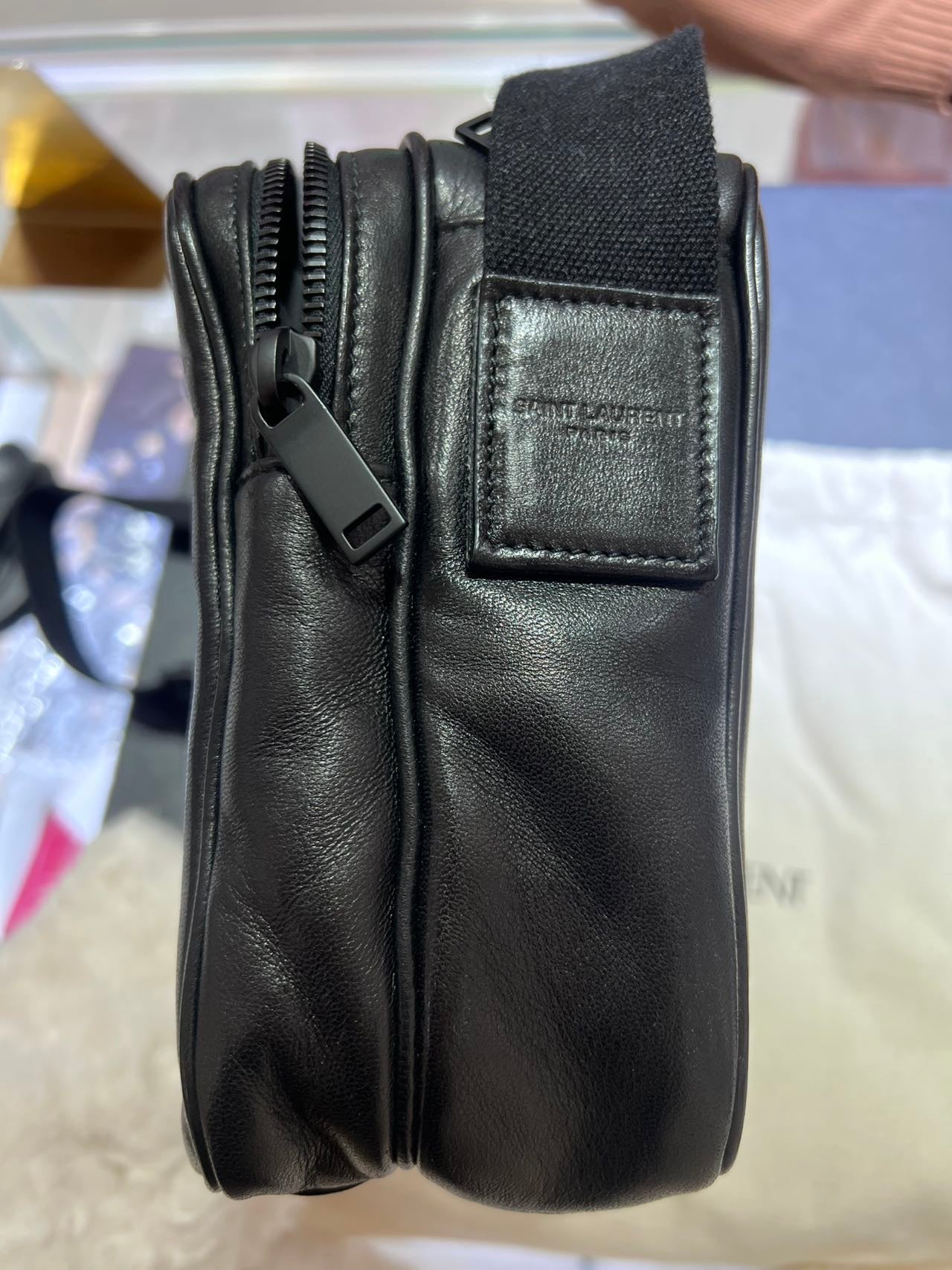 Saint laurent NIKI Smooth Leather Camera Bag Leather Messenger Bag 8192791ELFZ1000