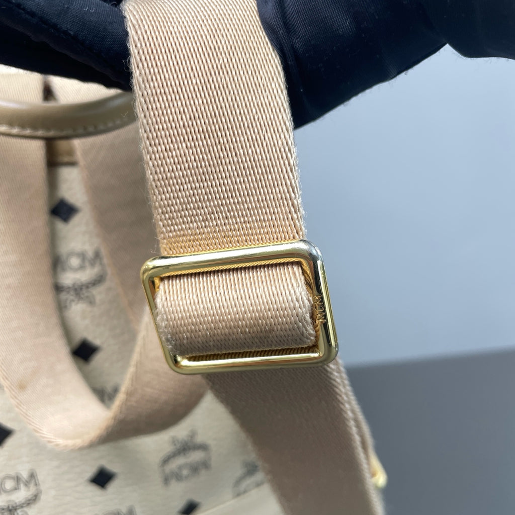 MCM Yellow