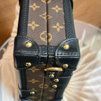 Louis Vuitton M43498