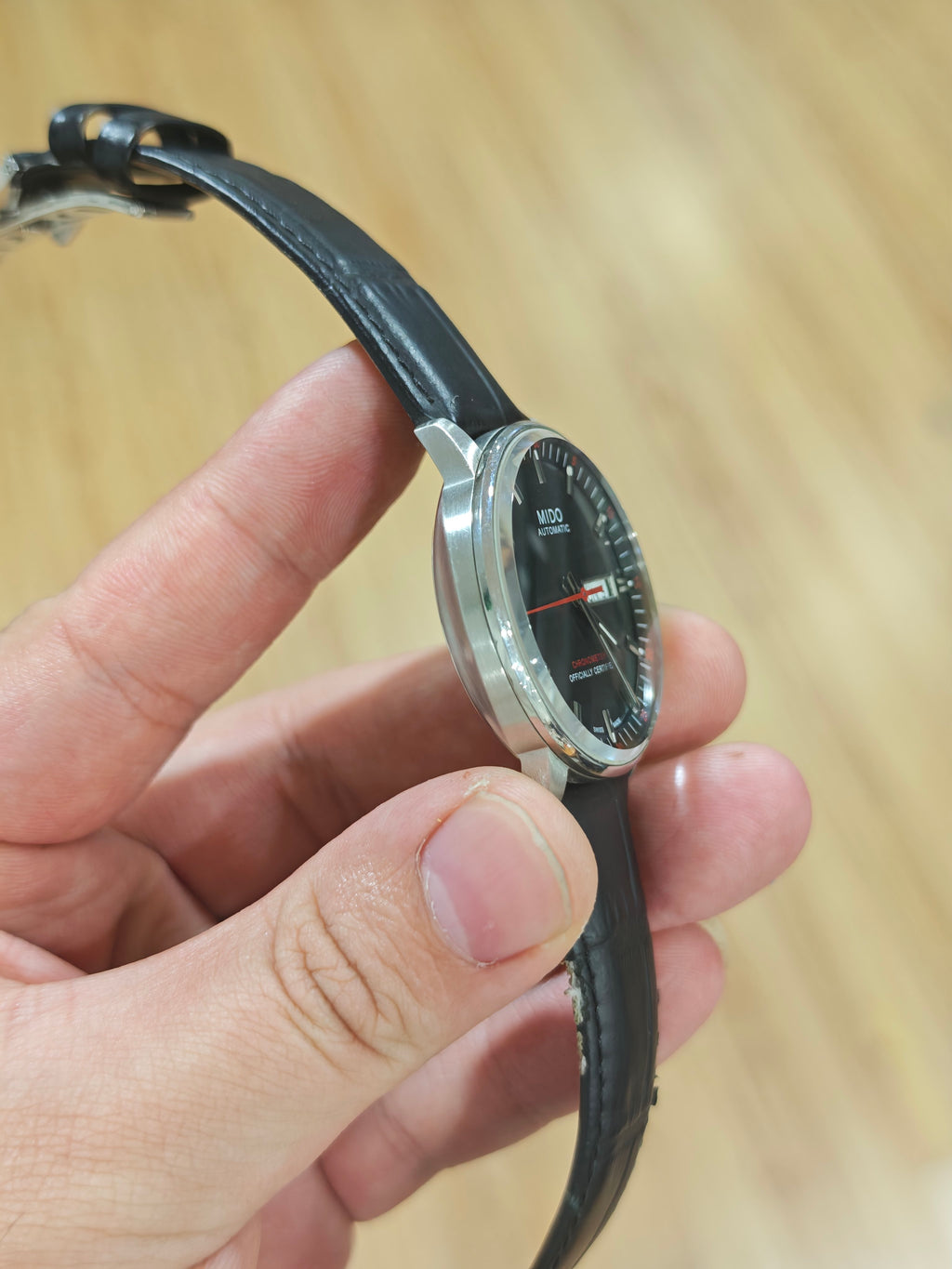 Mido Commander Automatic (self-winding) watch 40 millimeters M021.431.16.051.00