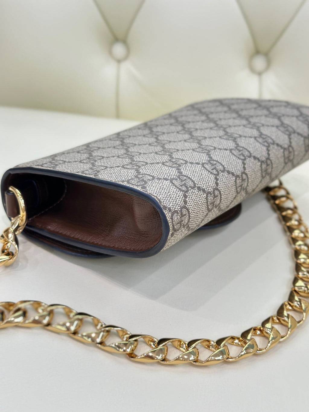 Gucci 724713HUHHX8565