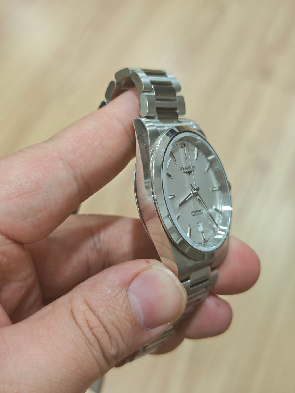 Longines Conquest Series Mechanical watch 41.00mm L3.830.4.72.6