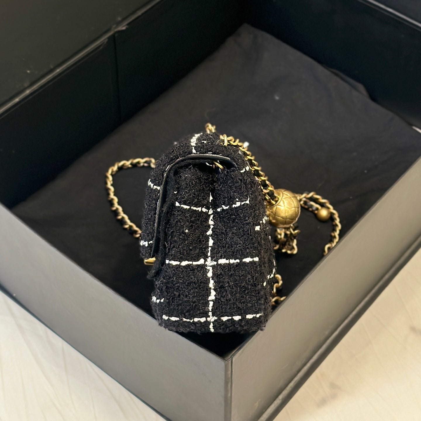 Chanel Mouth cover bag 20×7×13 AS1787-B14718-M9999