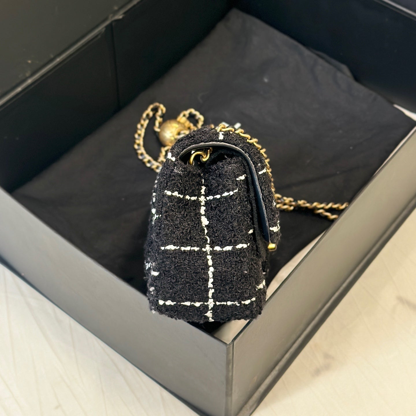 Chanel Mouth cover bag 20×7×13 AS1787-B14718-M9999