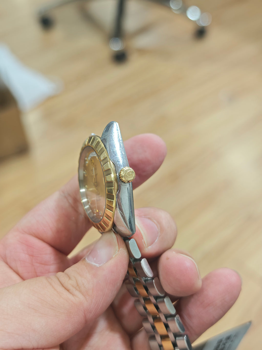 Tudor Classic Automatic (self-winding) watch 41 millimeters M23013-0018