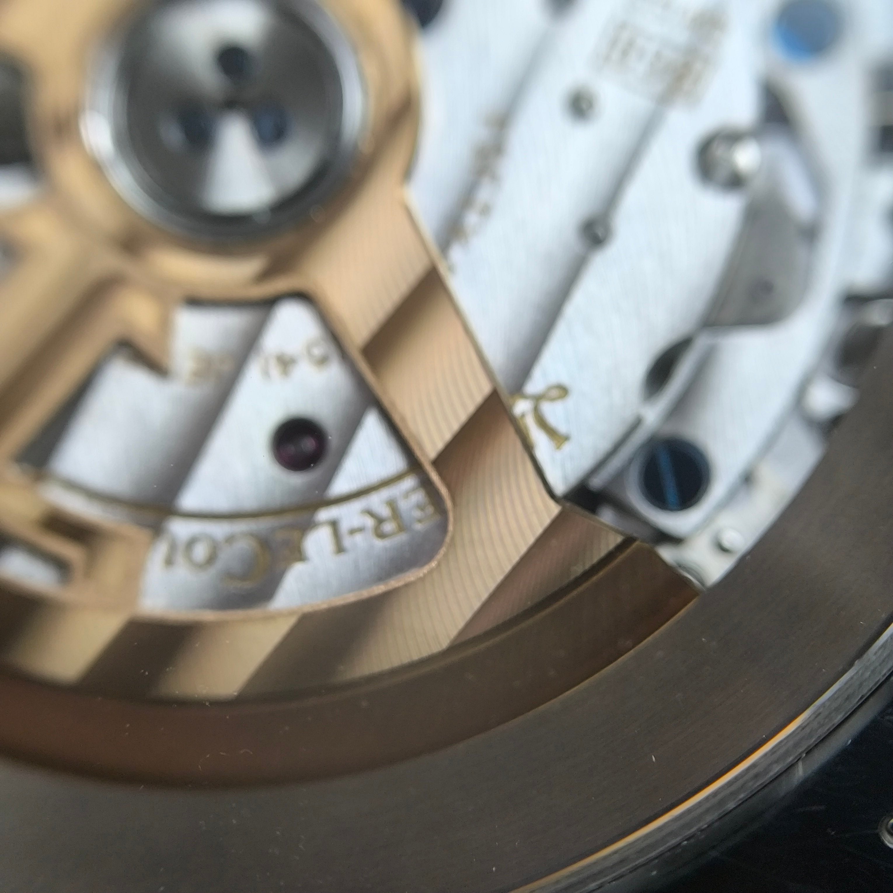 Jaeger LeCoultre Jaeger‑LeCoultre Polaris Collection 42 millimeters Q9088180