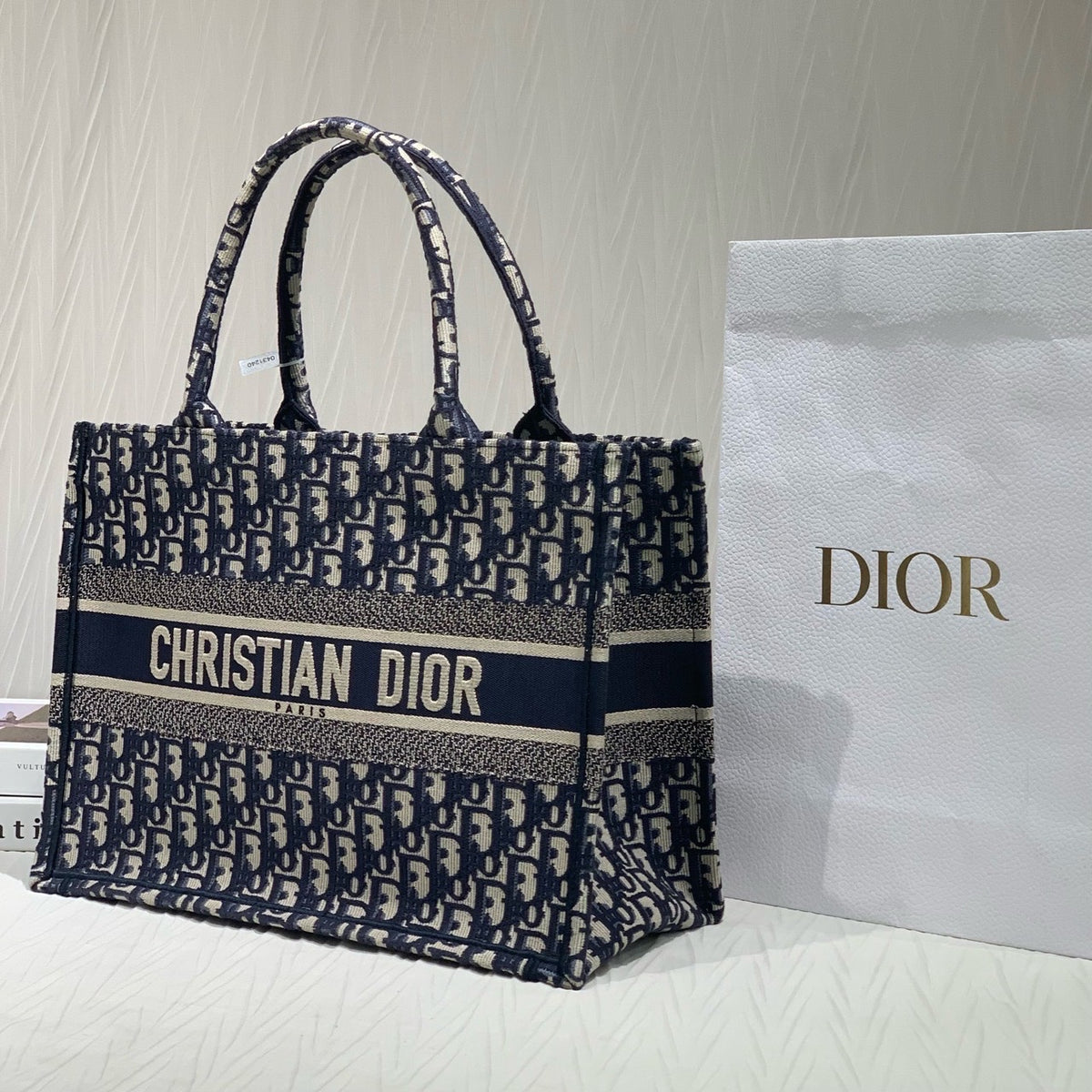 Dior