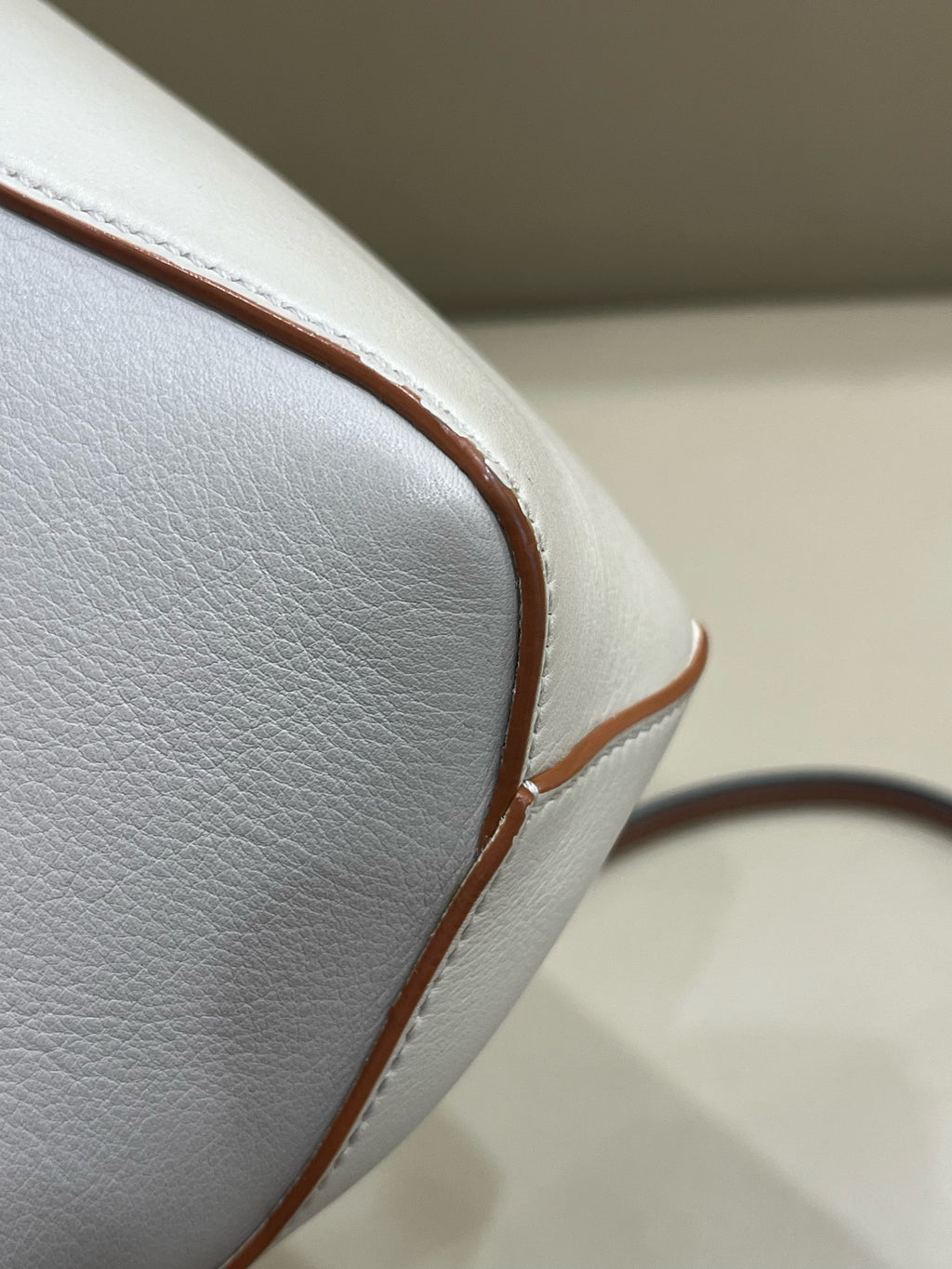 Loewe Handbag Leather Backpack 18 × 8 × 12.5 cm (can hold an iPhone 13 Pro Max) A510U95X34-5744