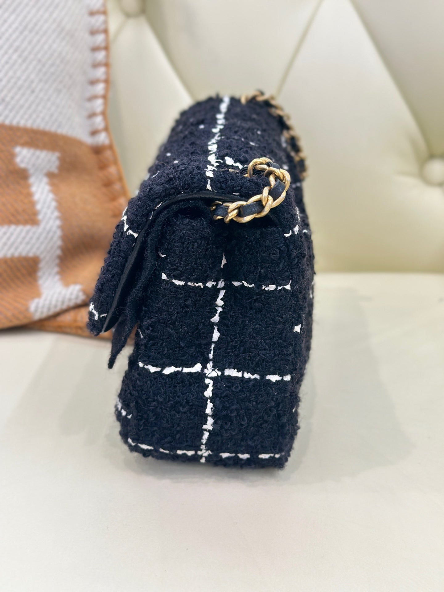 Chanel Mouth cover bag 20×7×13 AS1787-B14718-M9999
