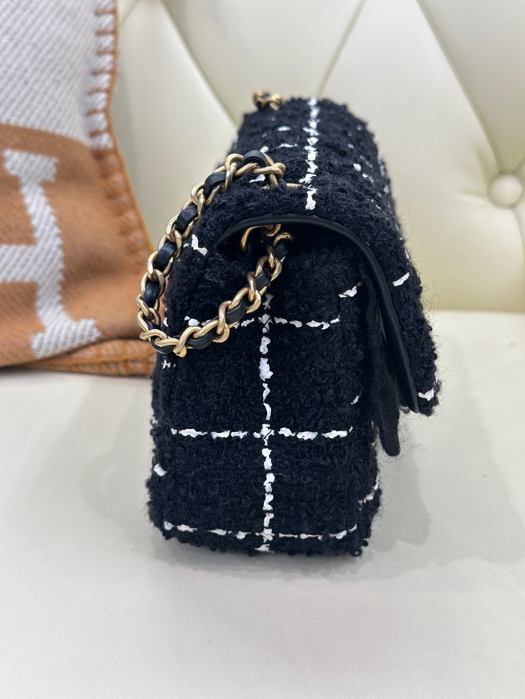 Chanel Mouth cover bag 20×7×13 AS1787-B14718-M9999