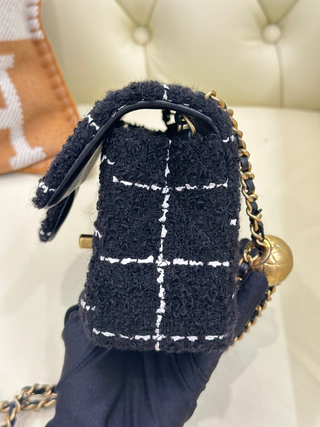 Chanel Mouth cover bag 20×7×13 AS1787-B14718-M9999