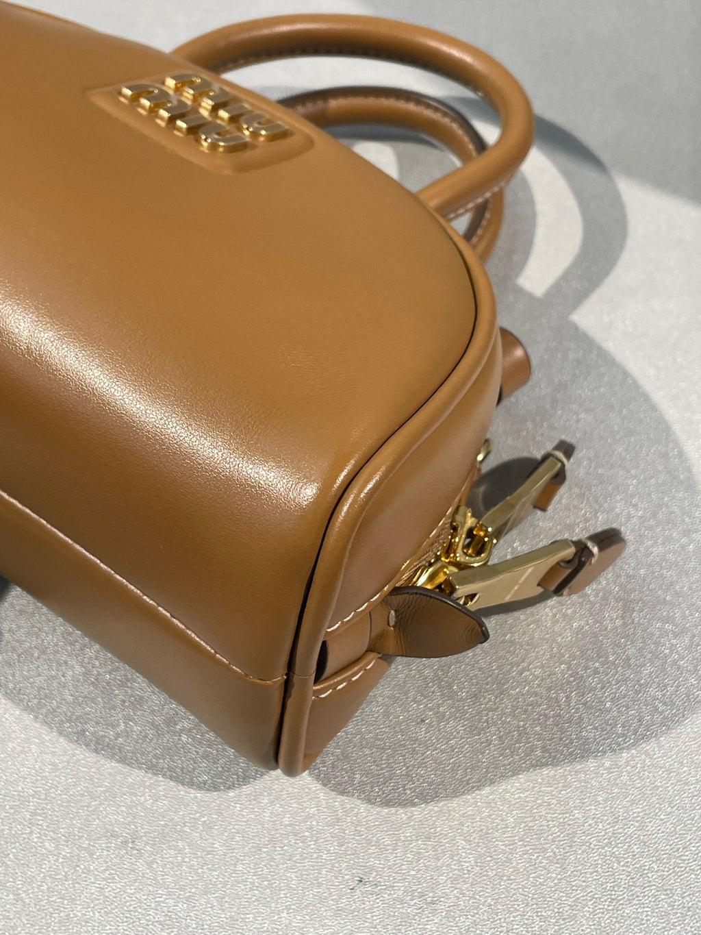 Miu Miu Handbag Brown Crossbody 5BP085_2E6Y_F098L_V_OOO