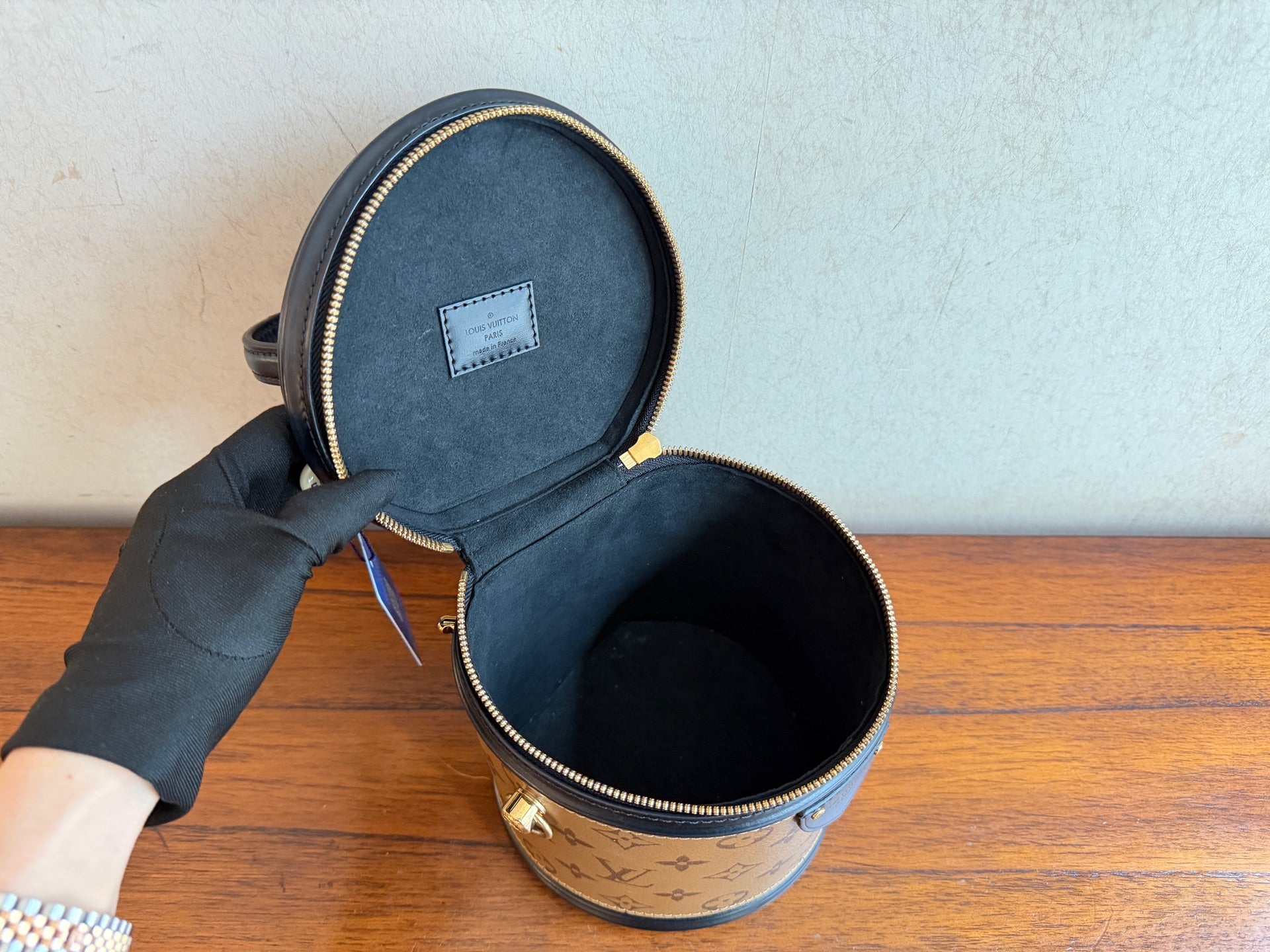 Louis Vuitton Cannes Bucket & Drawstring Bag M43986
