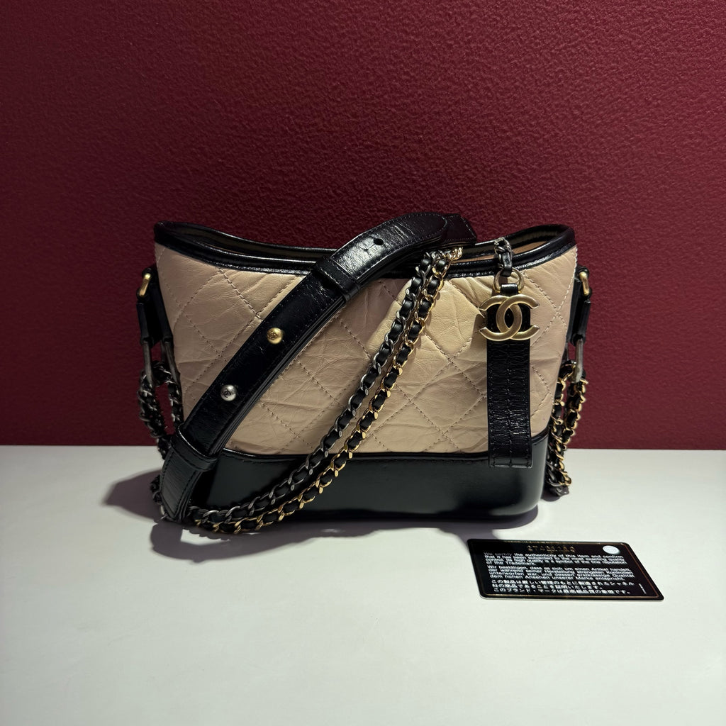 Chanel Stray Bag Crossbody 20×8×18 A91810-Y61477-C0204