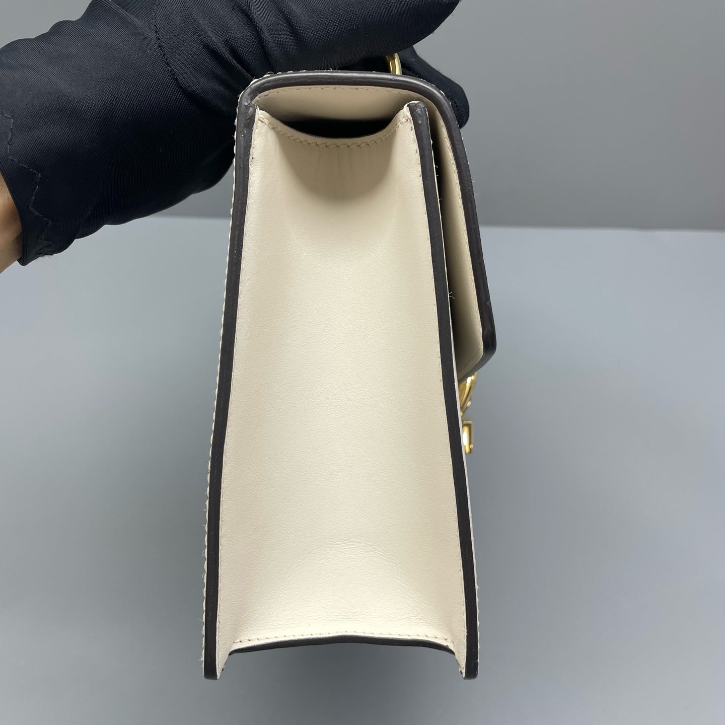 Gucci White