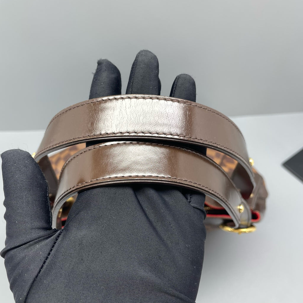 Louis Vuitton Shoulder Bag