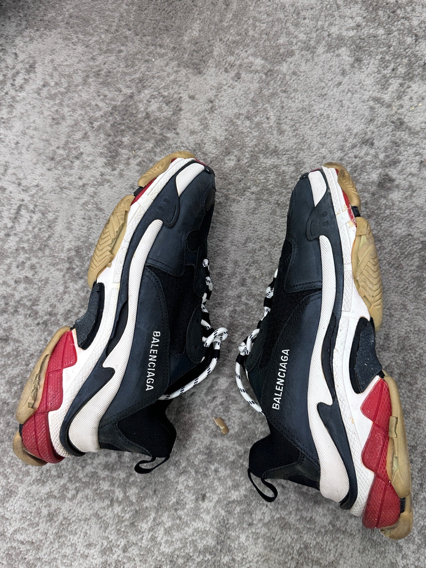 Balenciaga TRACK.3 Men's Sneakers Athletic sneakers 700875W3RF51906