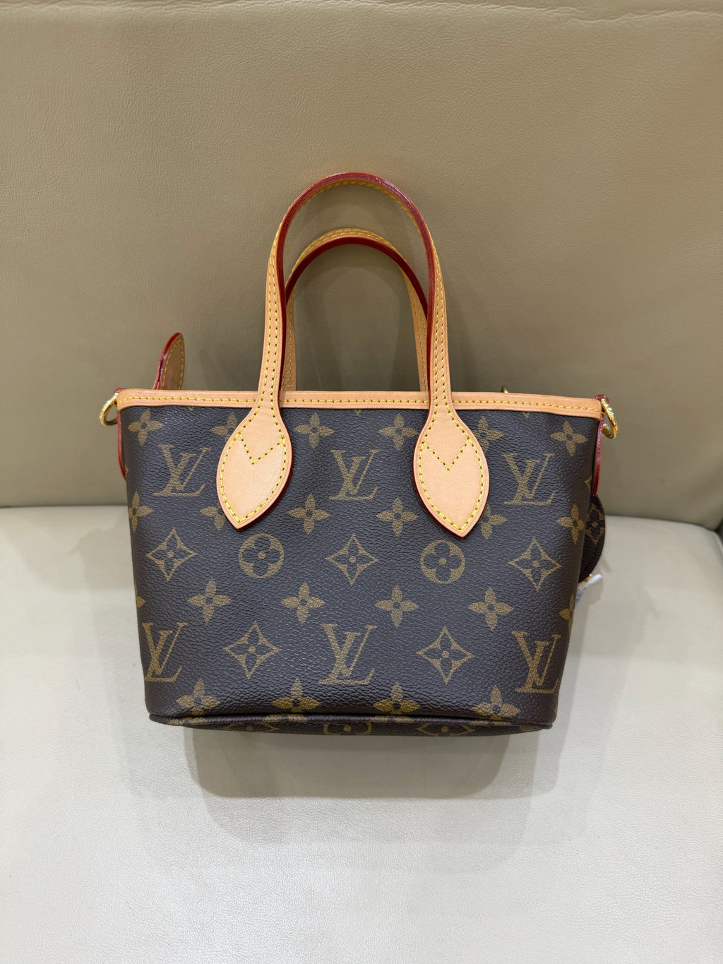 Louis Vuitton Neverfull Bb Crossbody 24 x 14 x 9 M46705