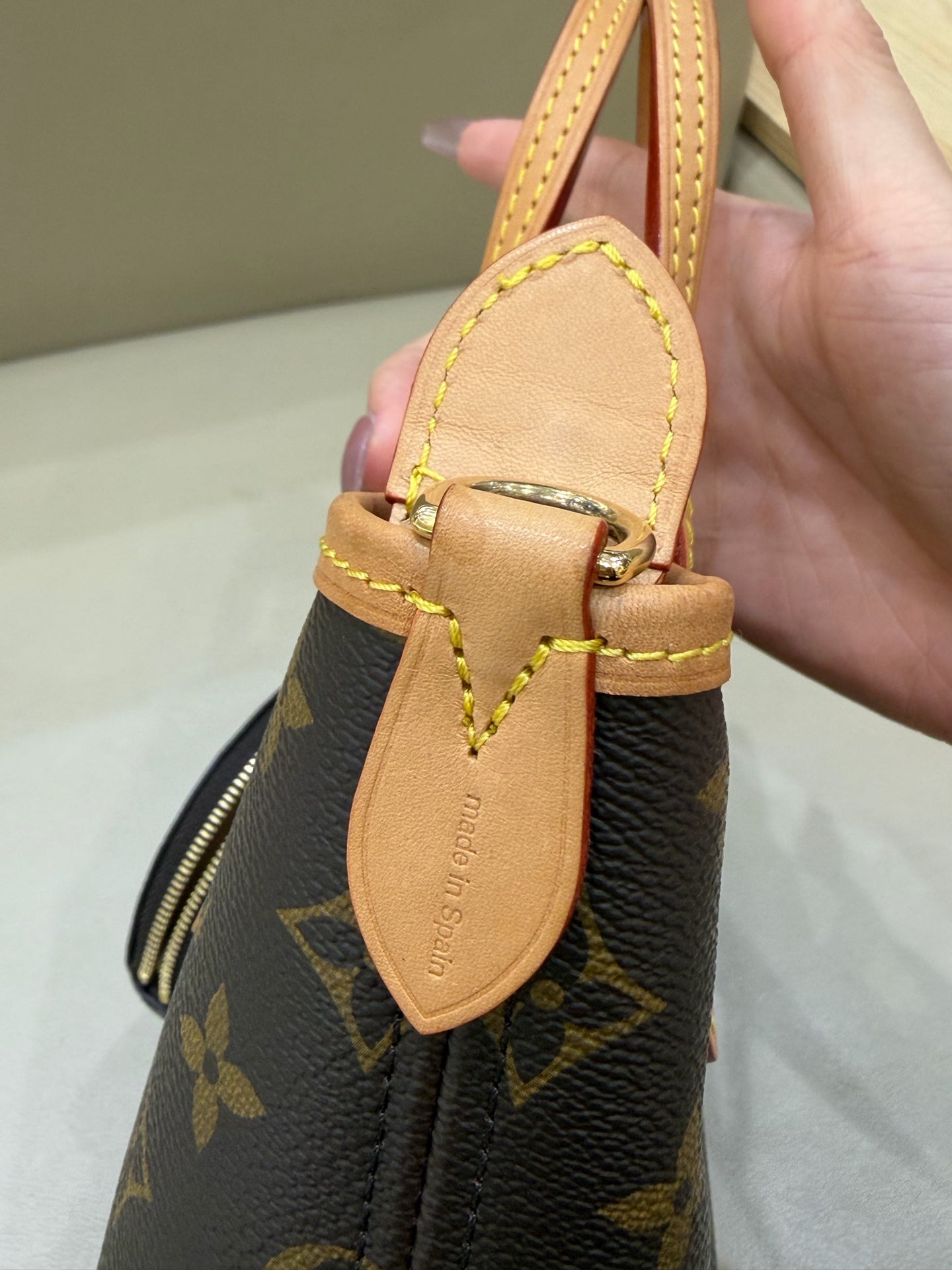 Louis Vuitton Neverfull Bb Crossbody 24 x 14 x 9 M46705