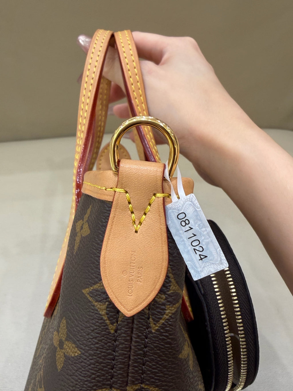 Louis Vuitton Neverfull Bb Crossbody 24 x 14 x 9 M46705