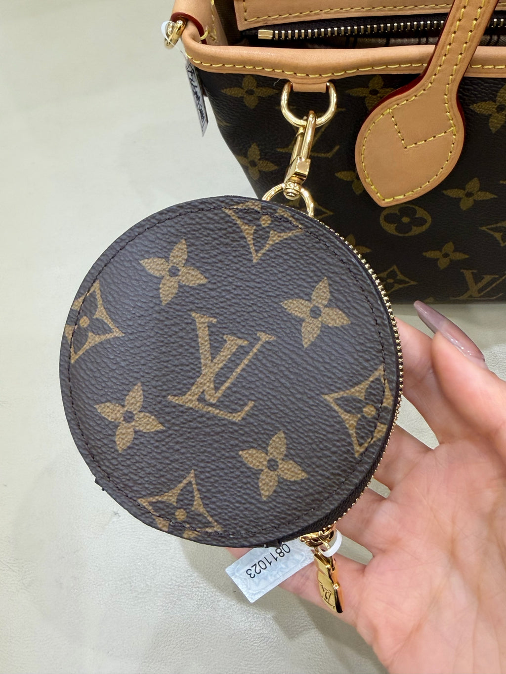 Louis Vuitton Neverfull Bb Crossbody 24 x 14 x 9 M46705