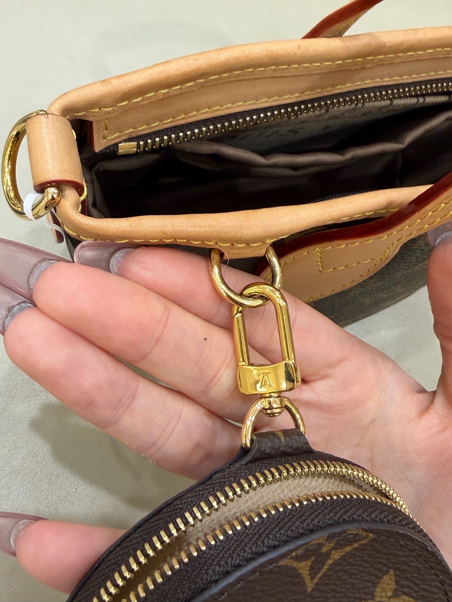 Louis Vuitton Neverfull Bb Crossbody 24 x 14 x 9 M46705