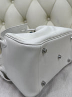 Hermes White