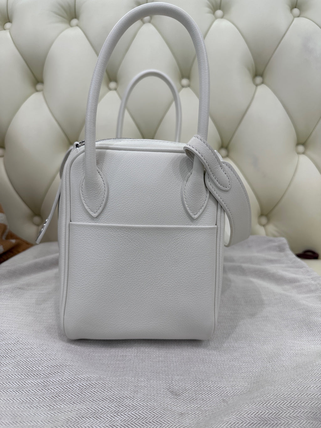 Hermes White