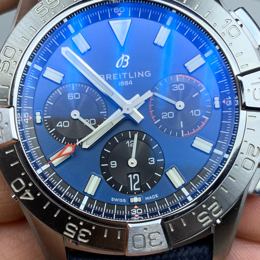 Breitling Avenger B01 Chronograph 42 42 AB0146101C1X1