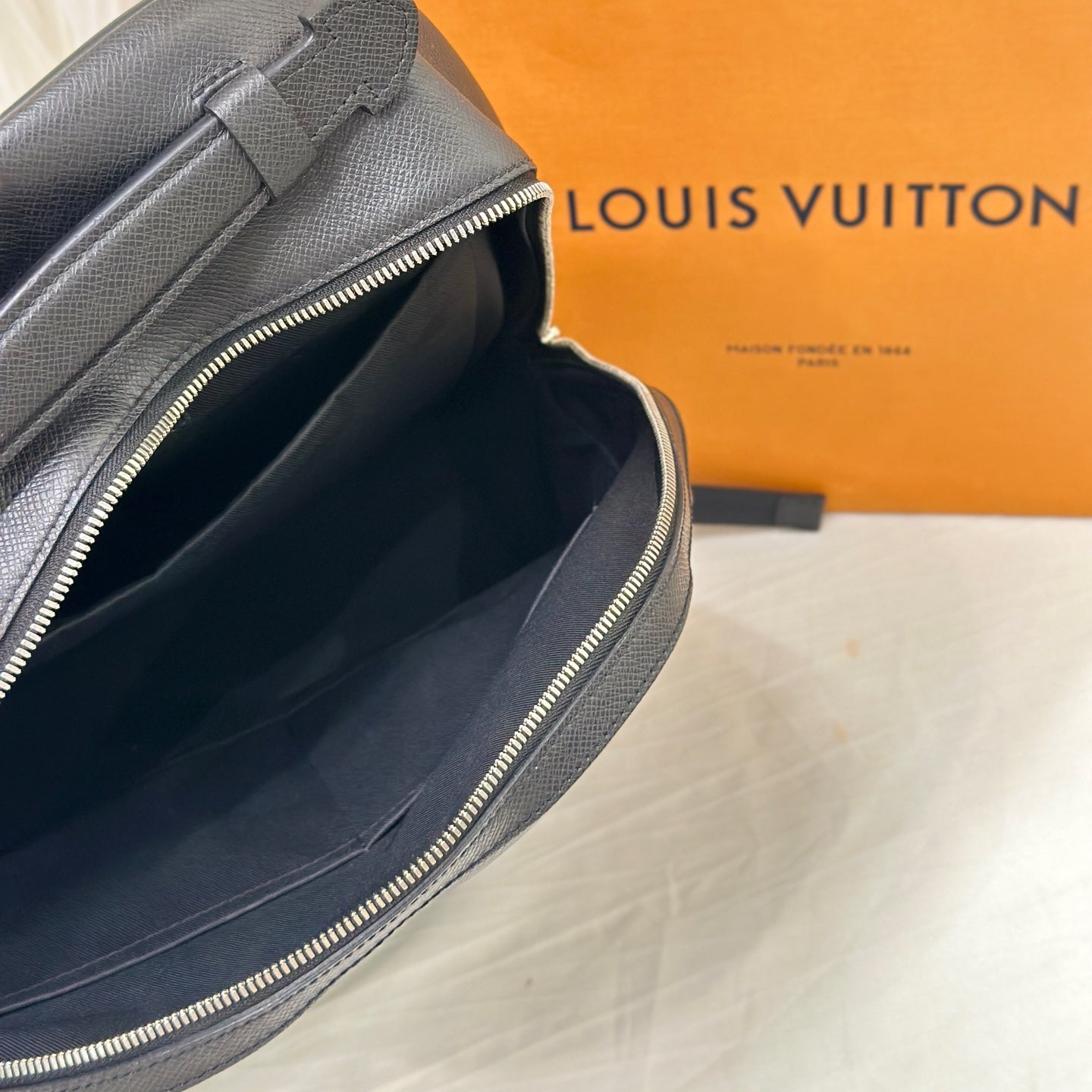 Louis Vuitton Black Backpack 29.0x 42.5x 18.0 cm M30147