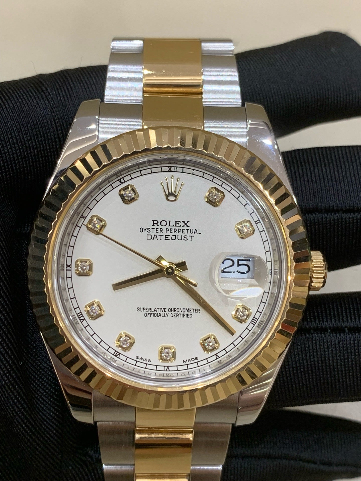 TAG Heuer Automatic (self-winding) watch
