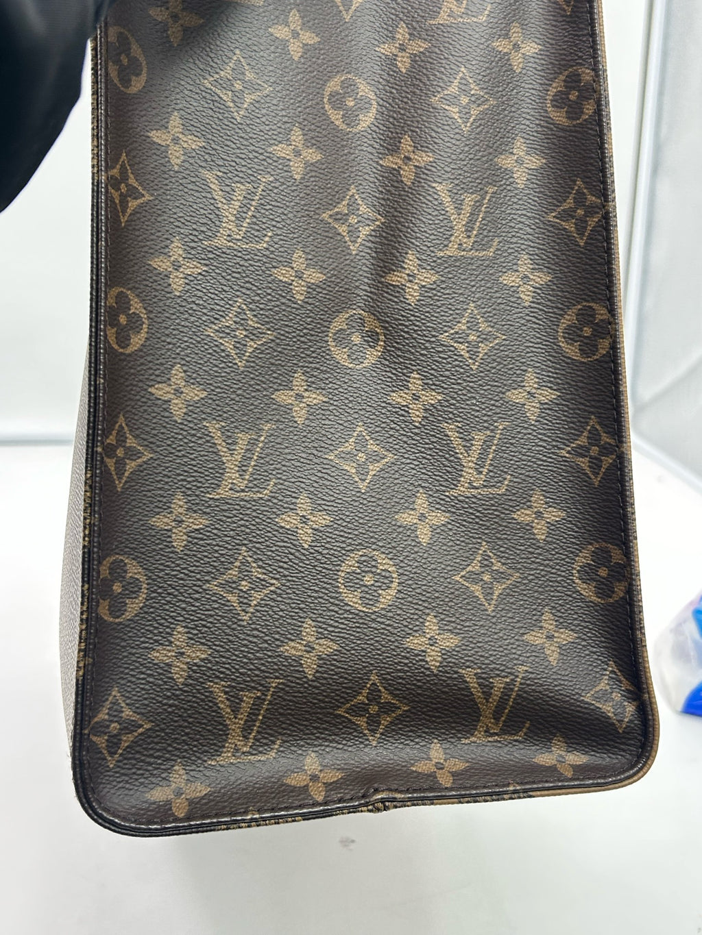 Louis Vuitton Tote