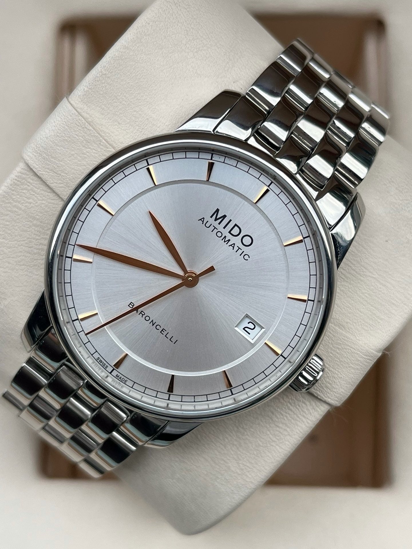 Mido Berenice Silver Automatic (self-winding) watch 38 millimeters M8600.4.10.1