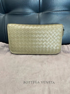 Bottega Veneta Brown 114076-V001N-2608