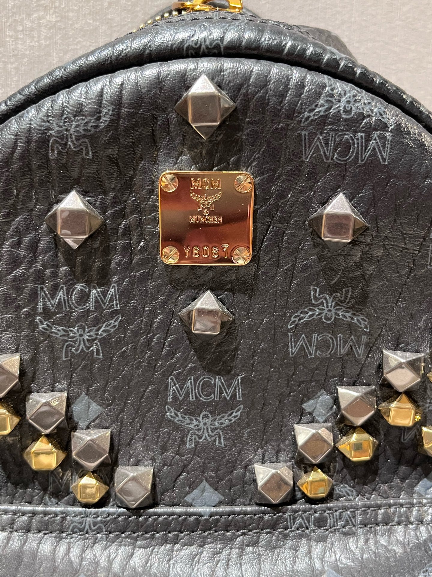 MCM Faux leather Backpack MMKBAVE04BK001